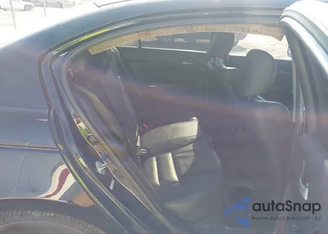 2011 Honda Accord 3.5 Ex-L from USA, damaged, VIN 1HGCP3F81BA014592